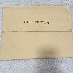 Louis Vuitton Beige Storage dust cover bag